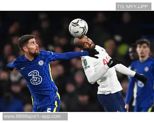 热刺追逐巴西前锋维托尔面临切尔西等强队竞争挑战